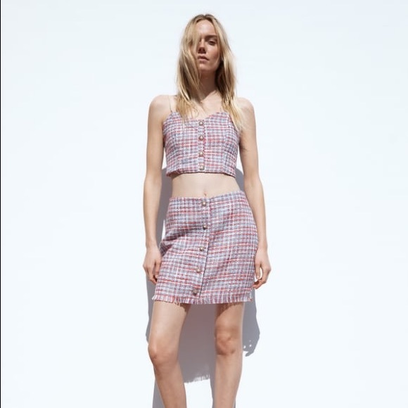 Zara Pearl Crop Top - Picture 7 of 7